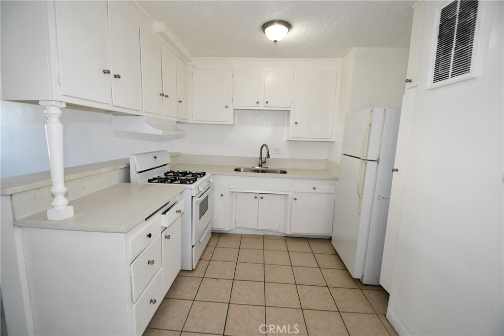7104 San Pedro Property Photo 33