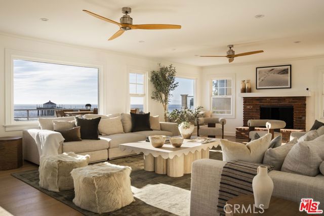 1000 The Strand Property Photo 4