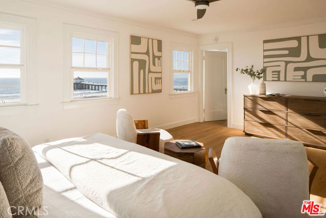 1000 The Strand Property Photo 14