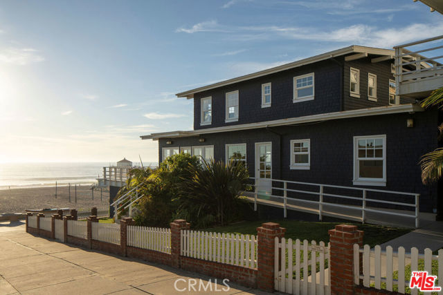 1000 The Strand Property Photo 18