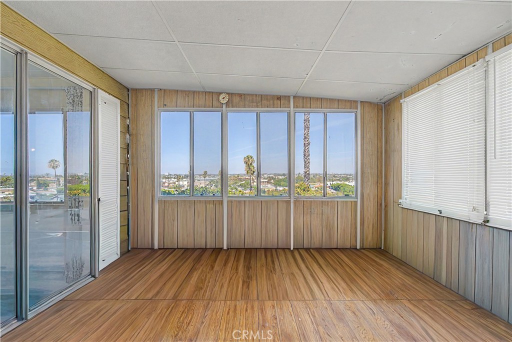 2550 Pacific Coast Hwy 217 Property Photo 17