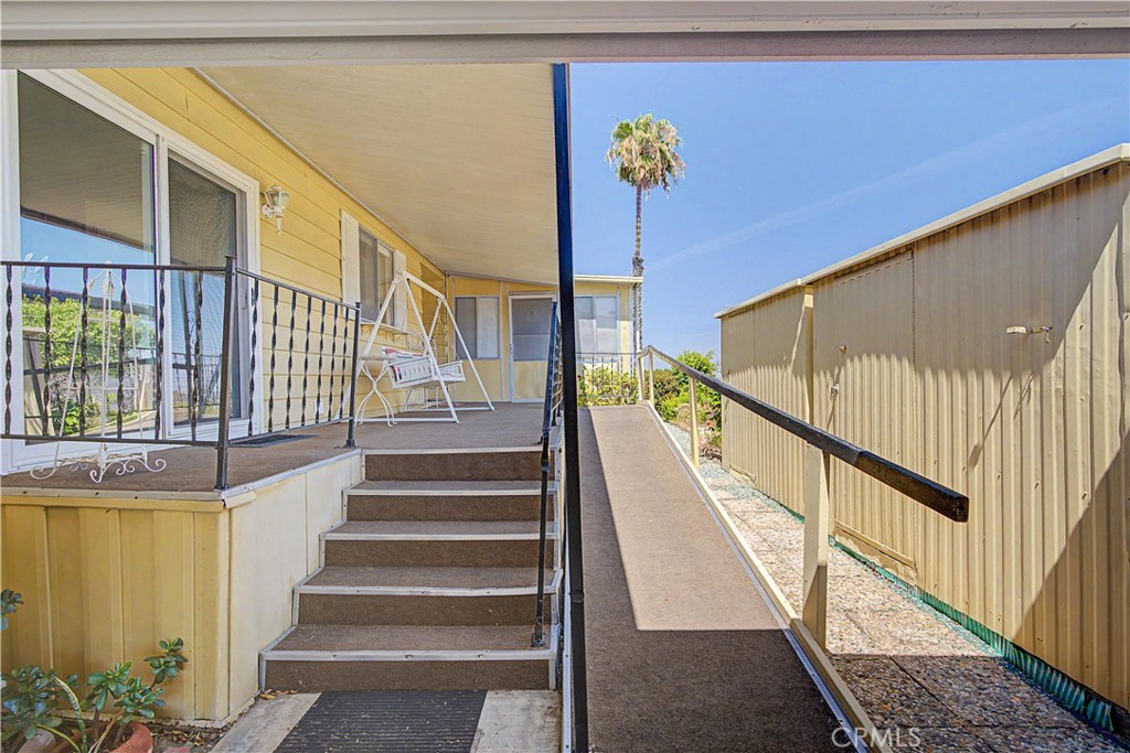 2550 Pacific Coast Hwy 217 Property Photo 25
