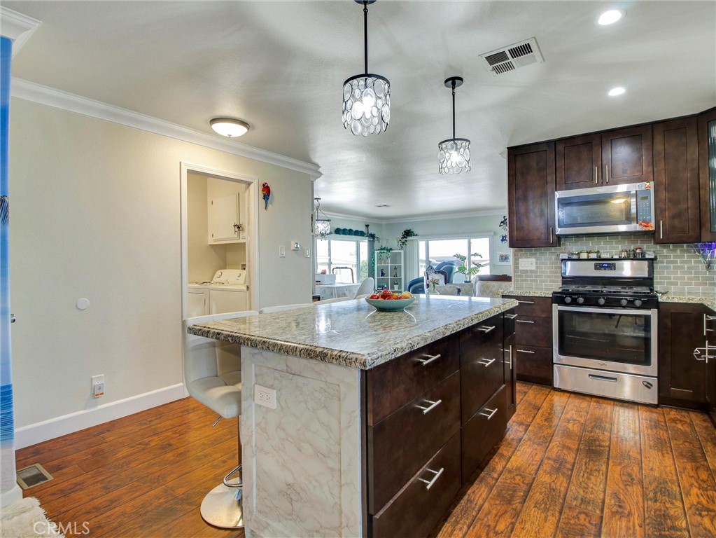 2550 Pacific Coast Highway 255 Property Photo 6