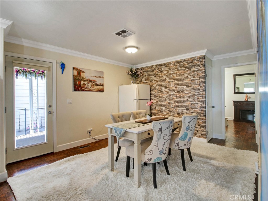 2550 Pacific Coast Highway 255 Property Photo 16