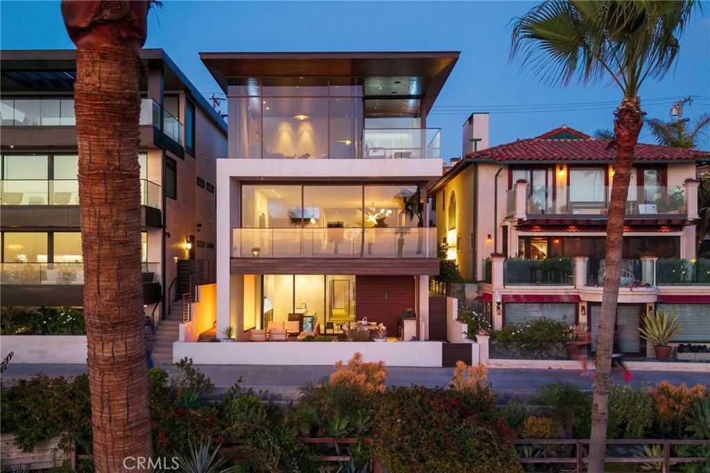 1204 The Strand Property Photo 1