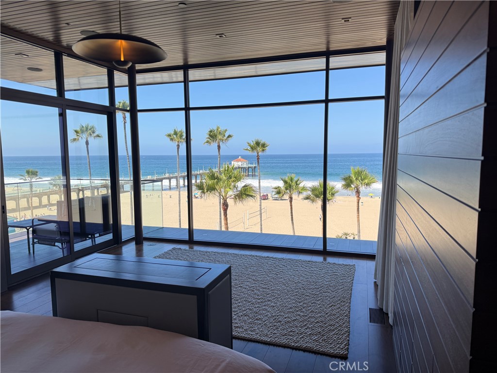 1204 The Strand Property Photo 22