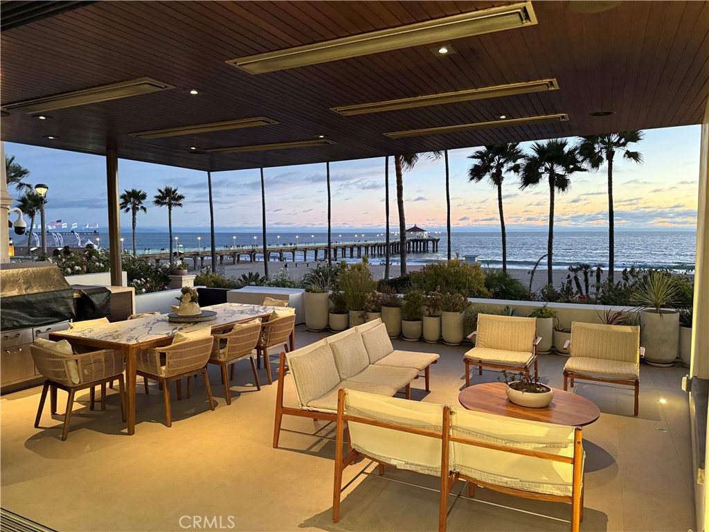 1204 The Strand Property Photo 34