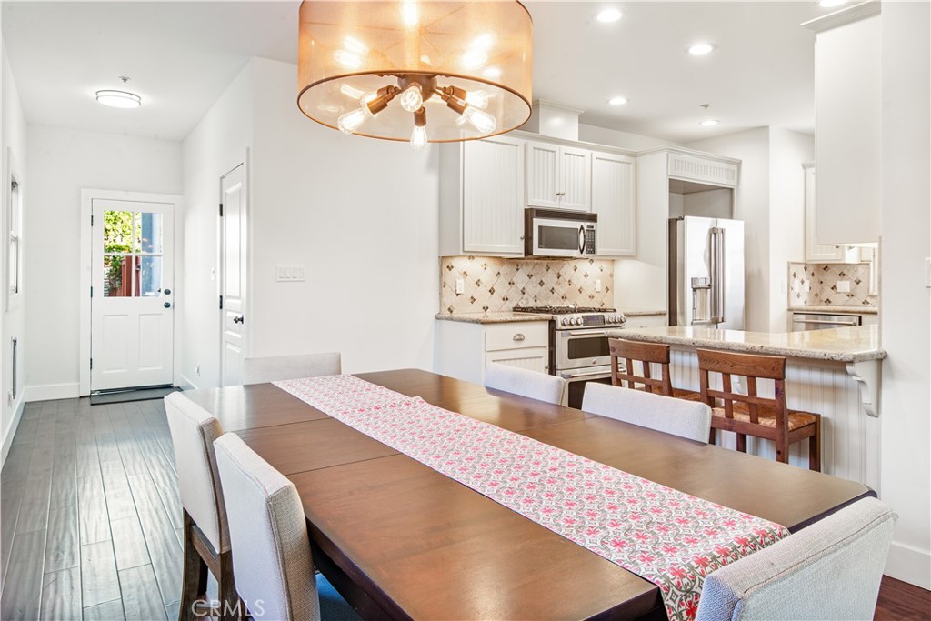 420 S Broadway A Property Photo 2