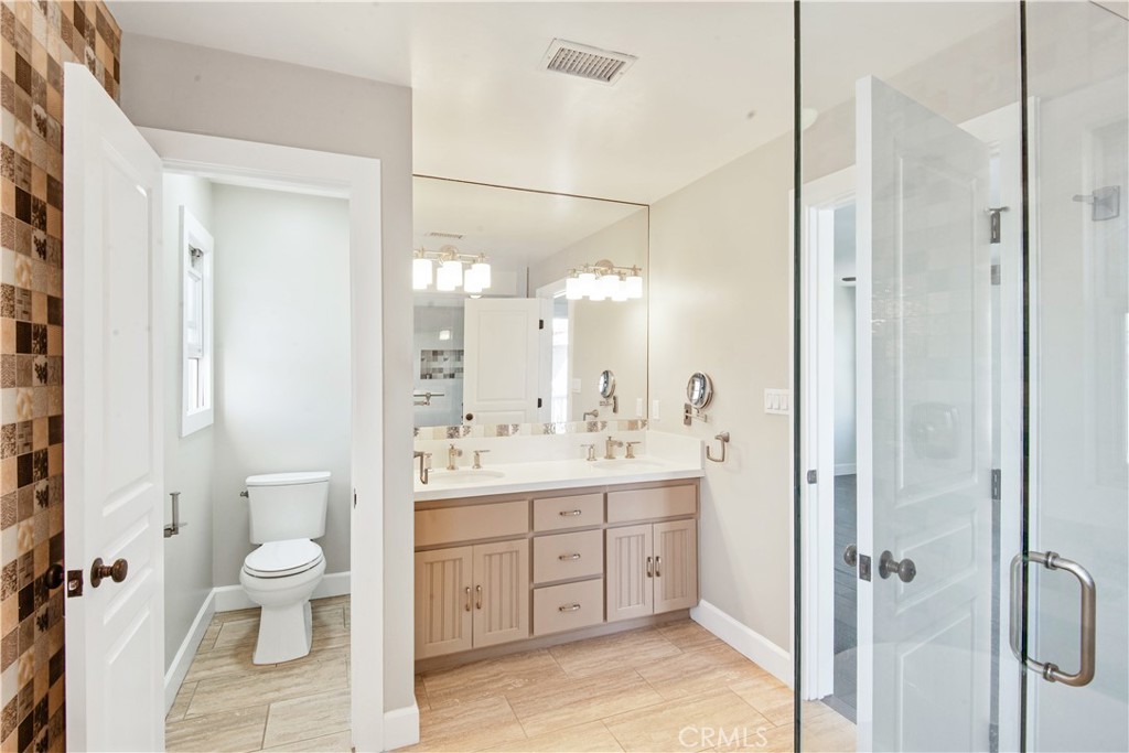420 S Broadway A Property Photo 14