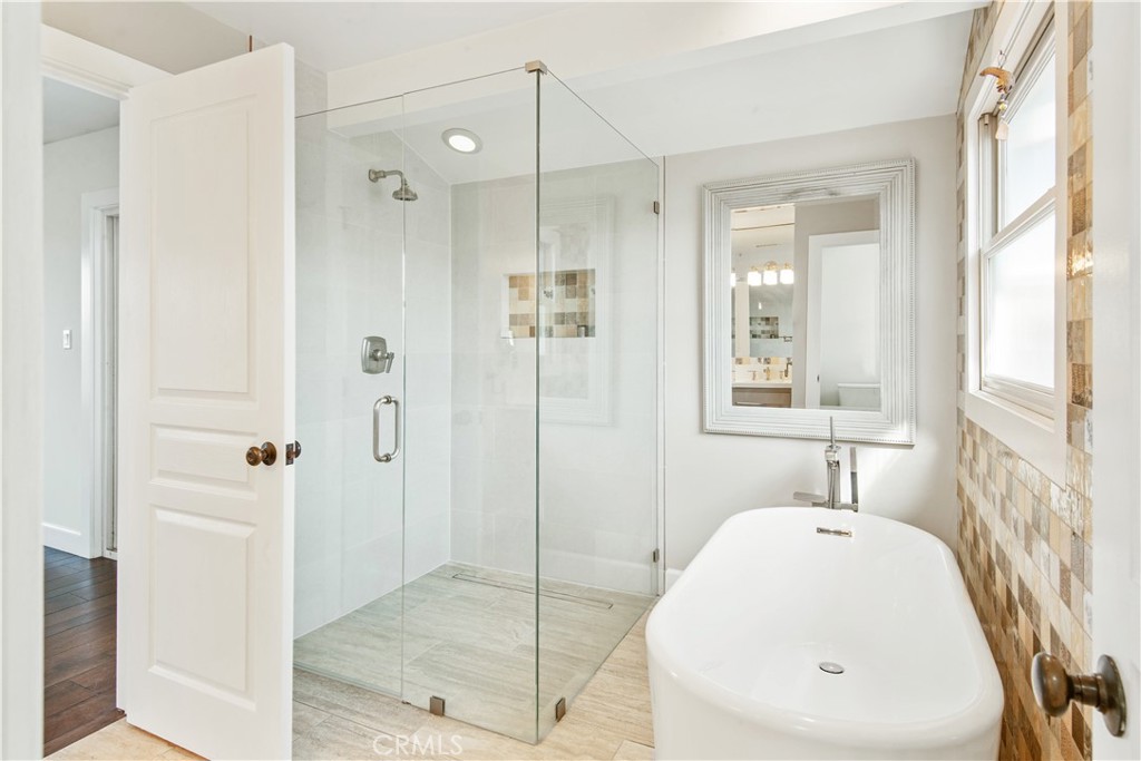420 S Broadway A Property Photo 15