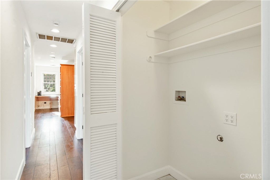 420 S Broadway A Property Photo 23