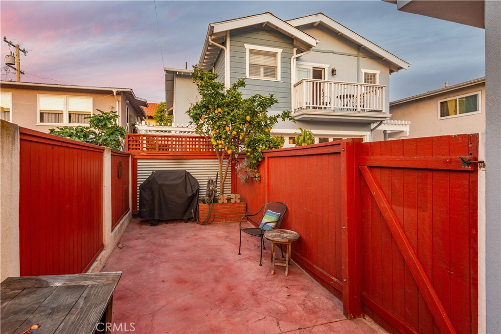 420 S Broadway A Property Photo 26