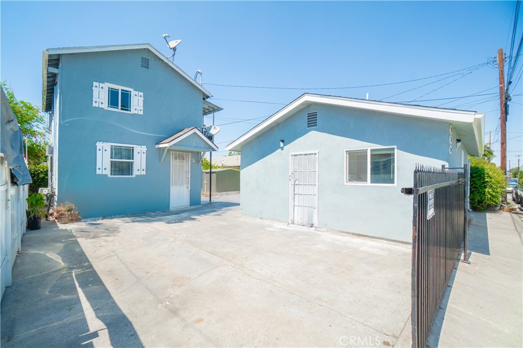 7721 Bell Avenue Property Photo 2