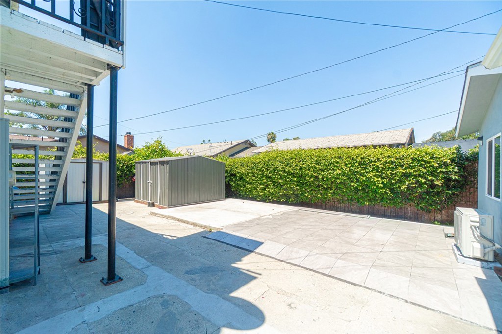 7721 Bell Avenue Property Photo 3