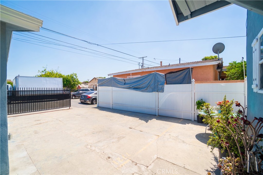 7721 Bell Avenue Property Photo 6