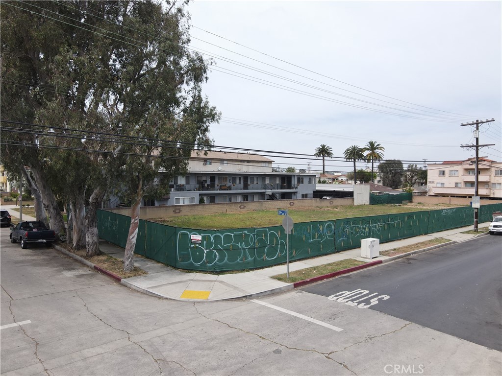 21821 Harvard Boulevard Property Photo 9