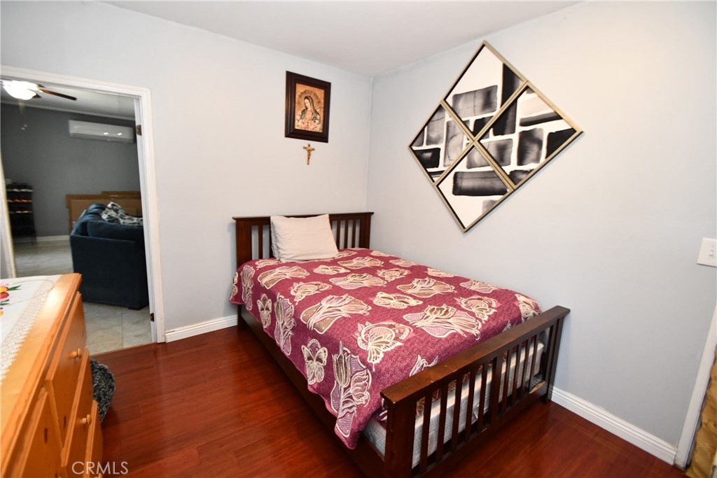 114 S Thorson Property Photo 14