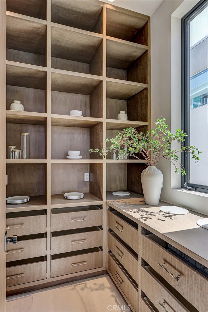 1404 Manhattan Property Photo 18