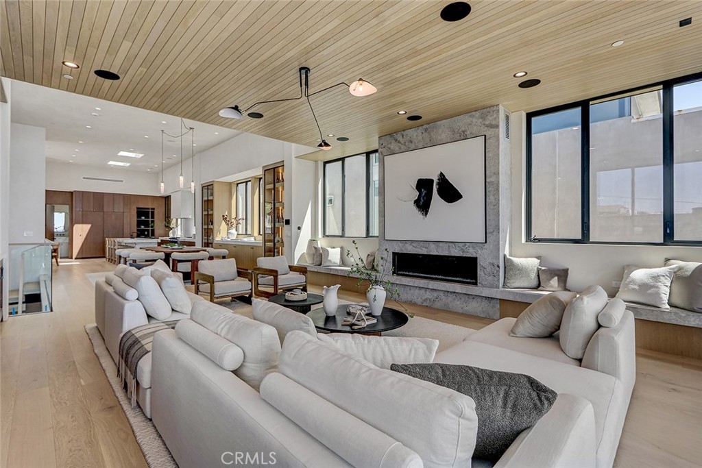 1404 Manhattan Property Photo 28
