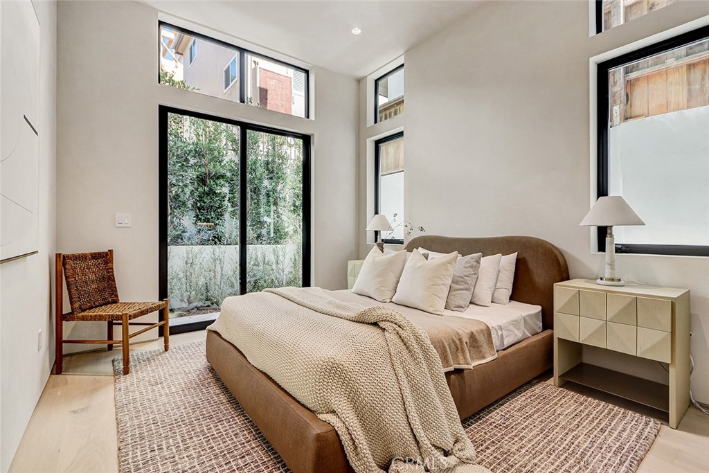 1404 Manhattan Property Photo 41