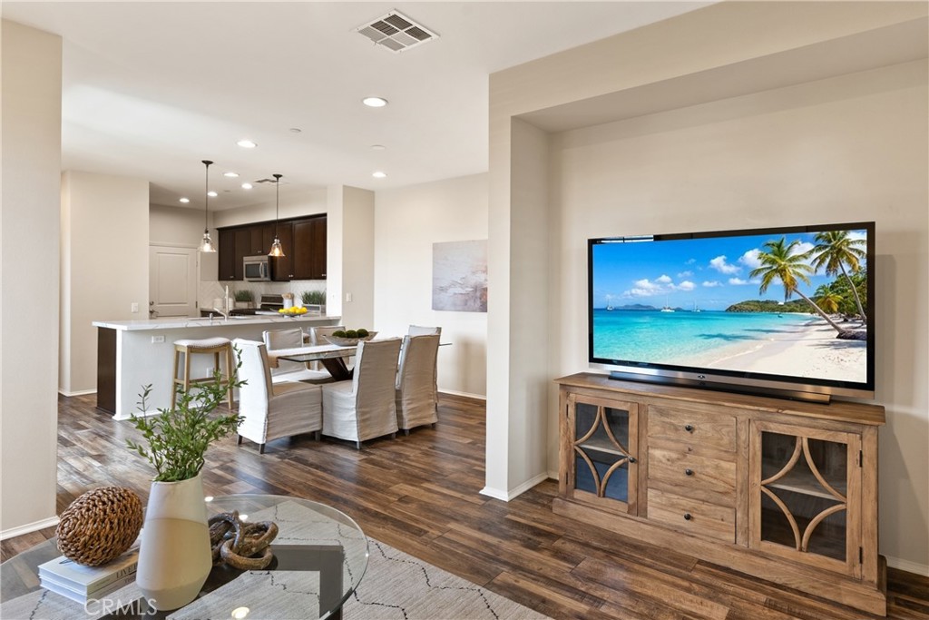 5331 Ocean 106 Property Photo 1