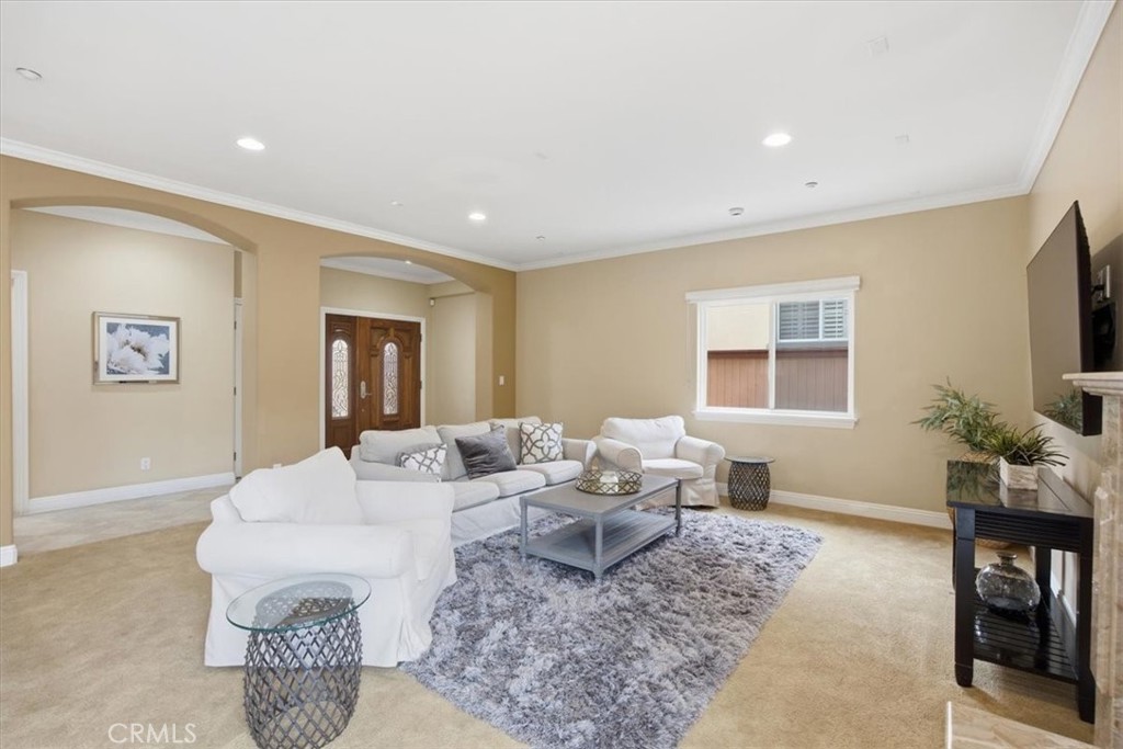 1805 Speyer Lane B Property Photo 3