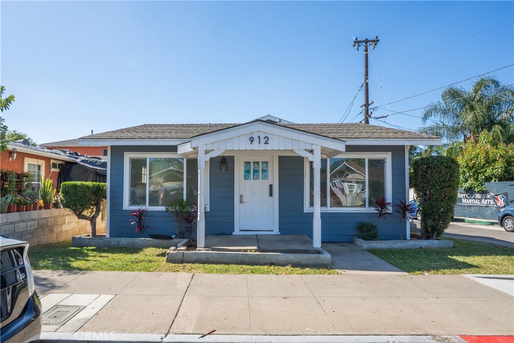 912 E Commonwealth Property Photo 3