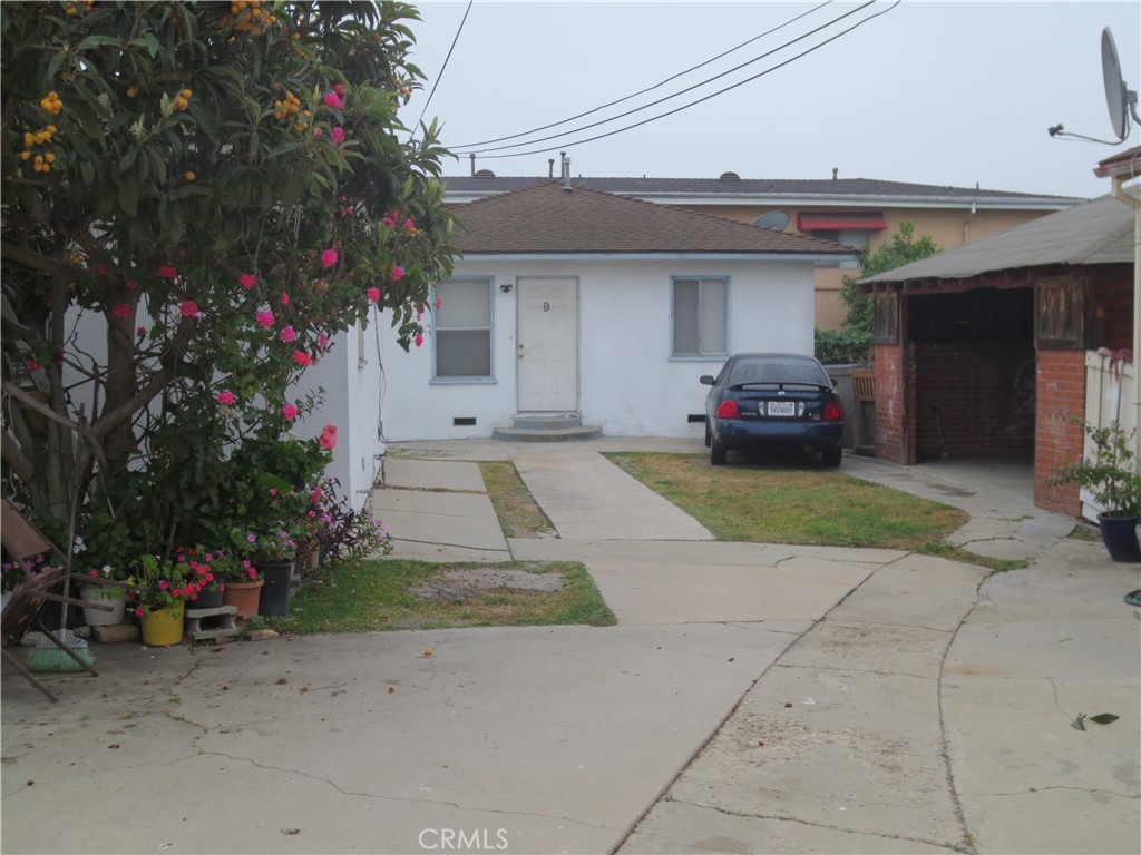 1716 W Redondo Beach Property Photo 16