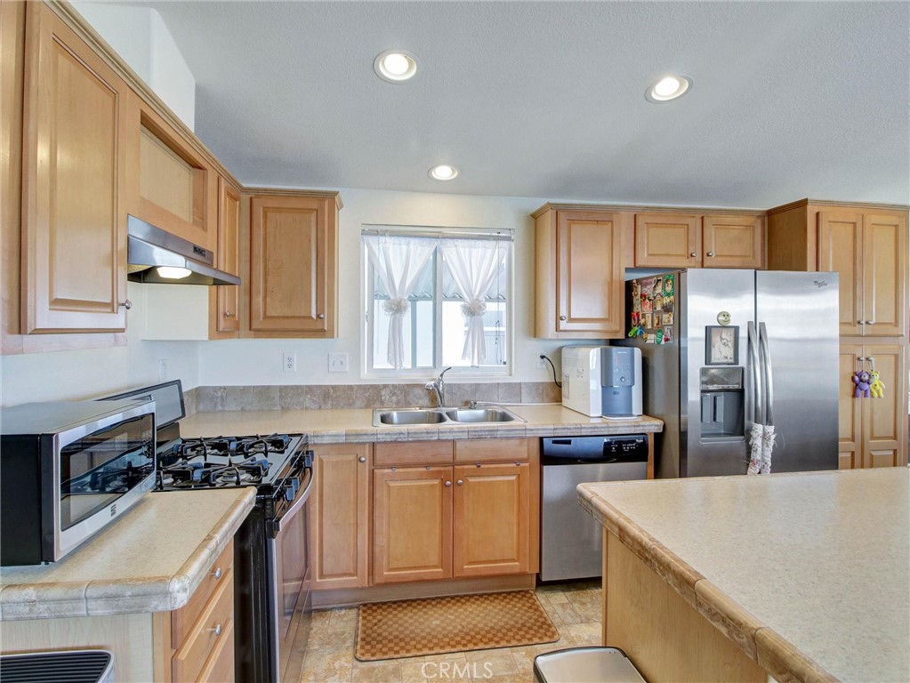 2550 Pacific Coast Highway 51 Property Photo 14