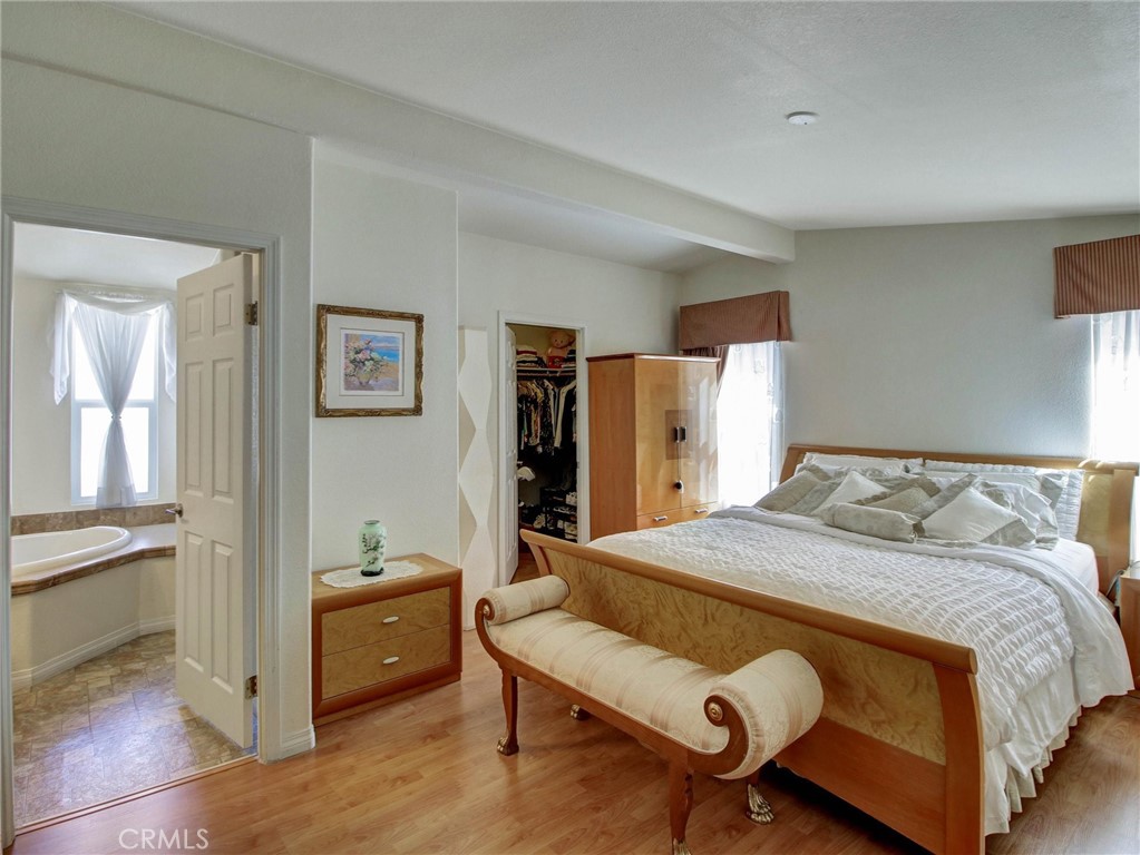 2550 Pacific Coast Highway 51 Property Photo 18