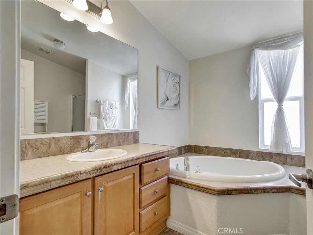 2550 Pacific Coast Highway 51 Property Photo 27