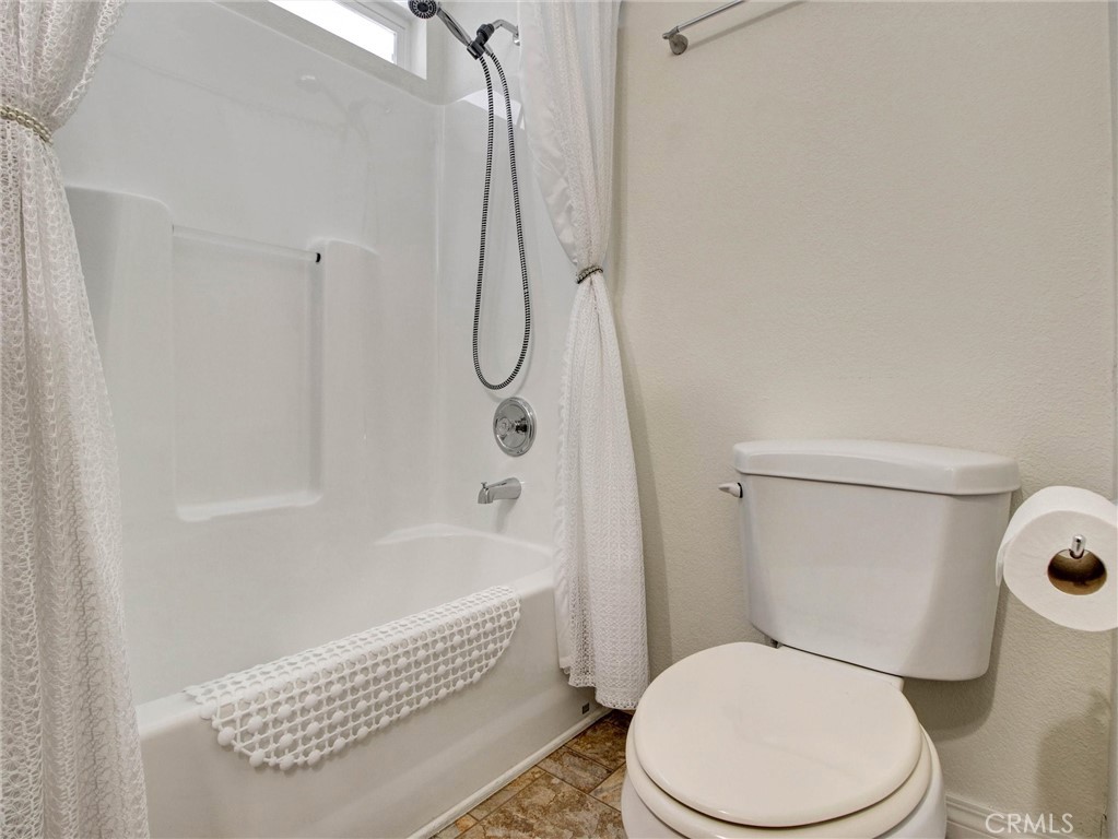 2550 Pacific Coast Highway 51 Property Photo 32