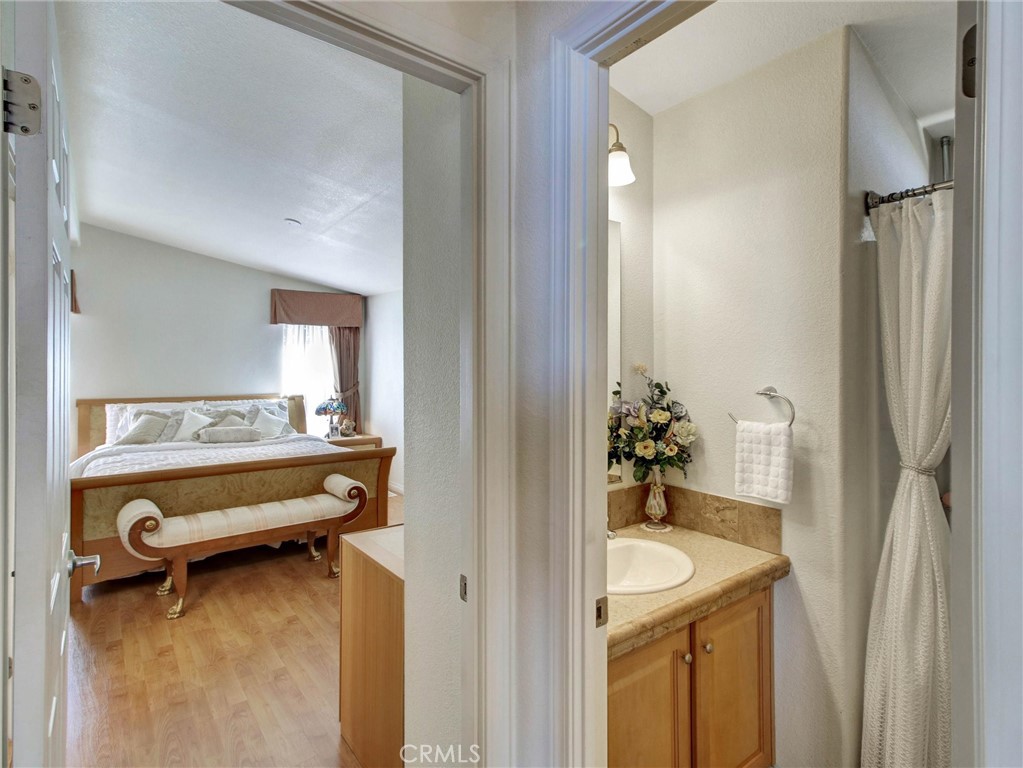2550 Pacific Coast Highway 51 Property Photo 33