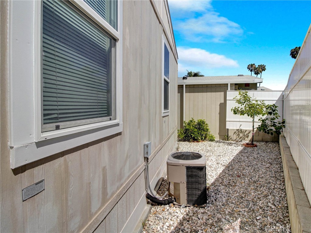2550 Pacific Coast Highway 51 Property Photo 36