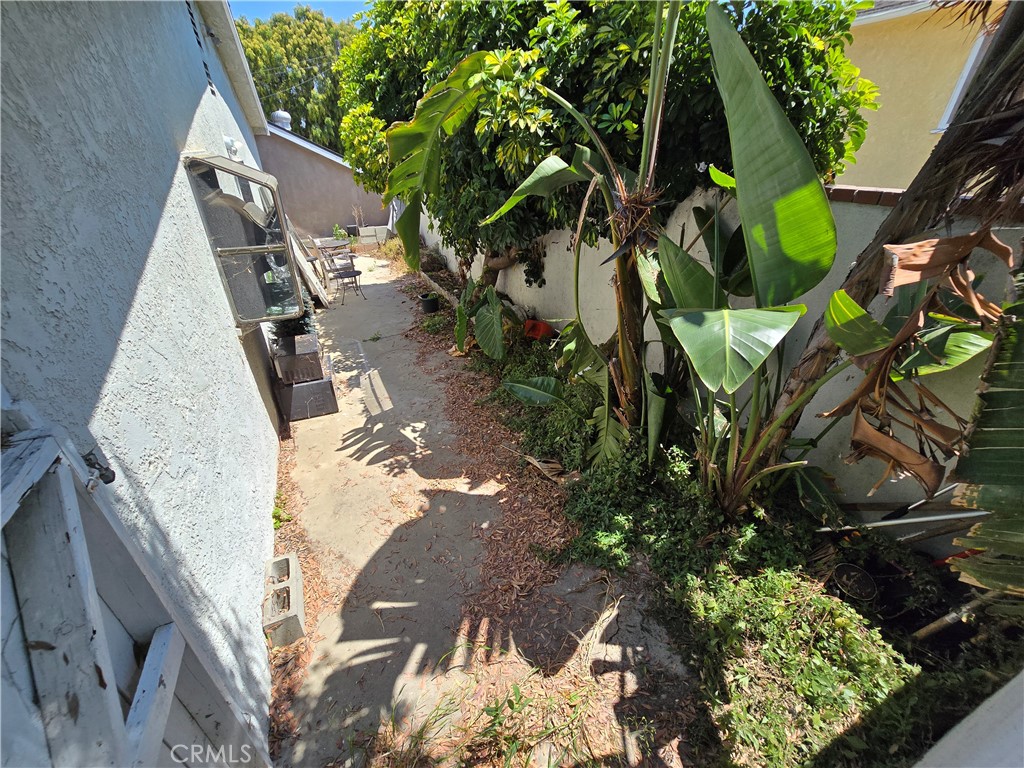 1810 S Leland Property Photo 18