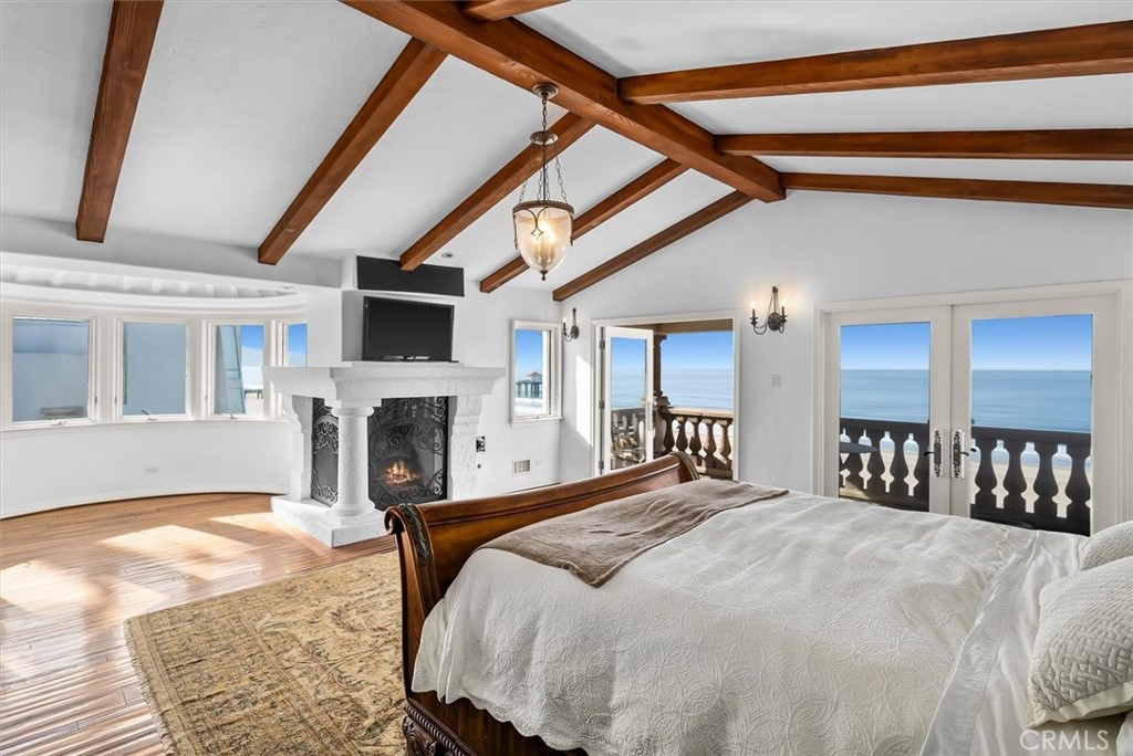1500 The Strand Property Photo 33