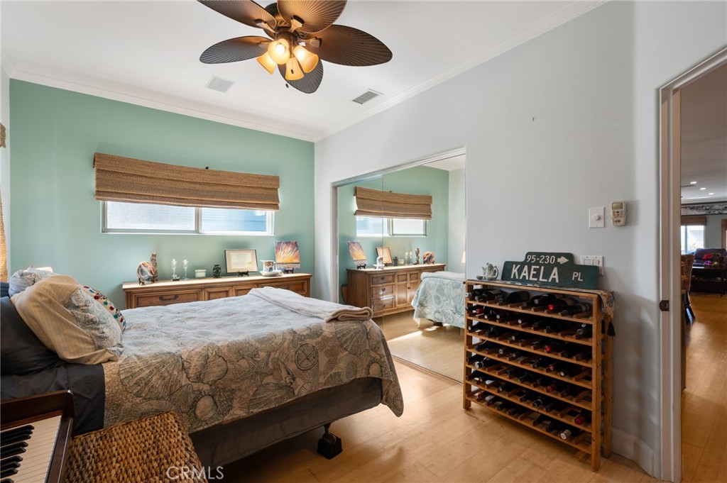 310 30th Property Photo 17