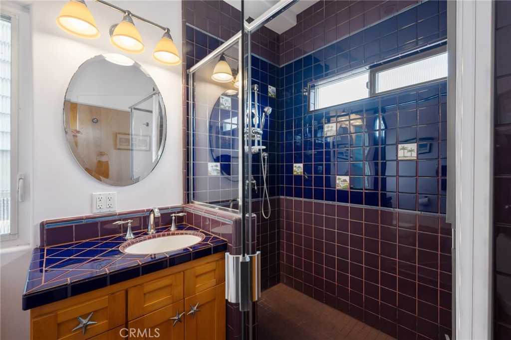 310 30th Property Photo 19