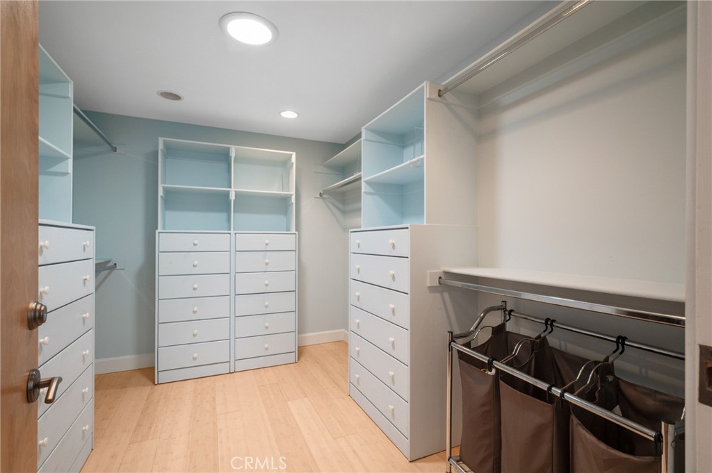310 30th Property Photo 25