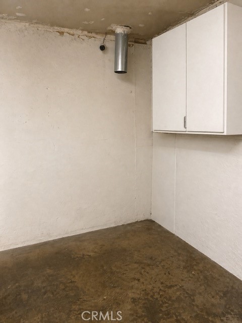 21016 S Alameda Property Photo 5