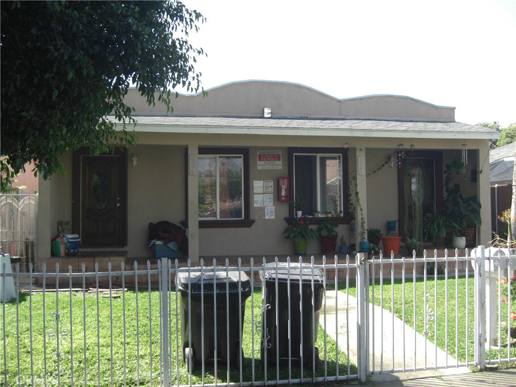 632 E 85th Property Photo 3