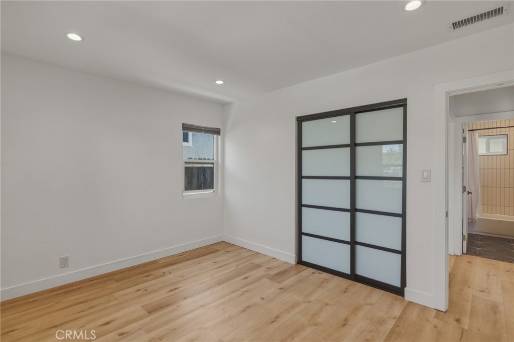 4068 Newton Property Photo 15