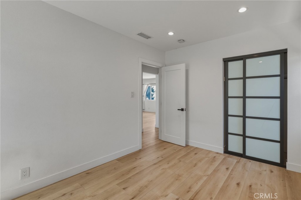 4068 Newton Property Photo 17