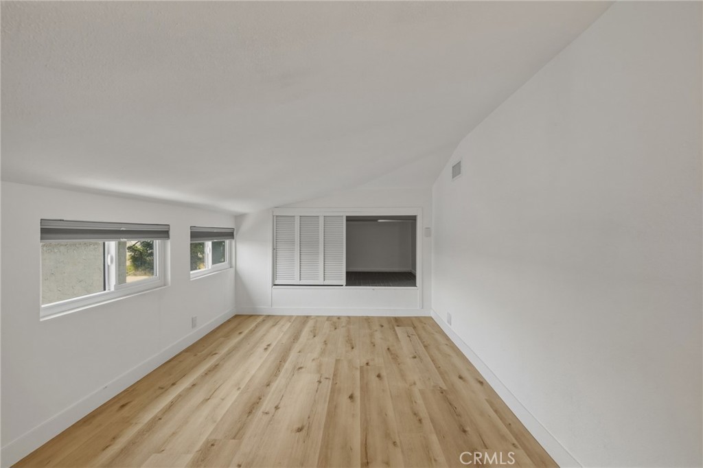 4068 Newton Property Photo 26