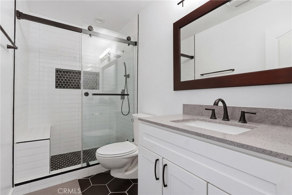 1600 Ardmore Avenue 134 Property Photo 10