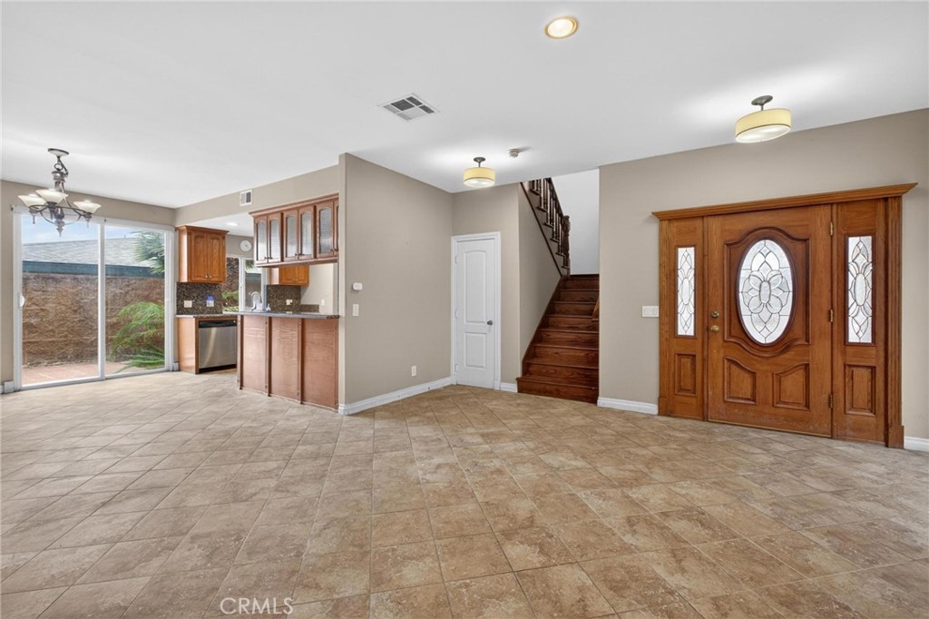 15422 Freeman Avenue Property Photo 5