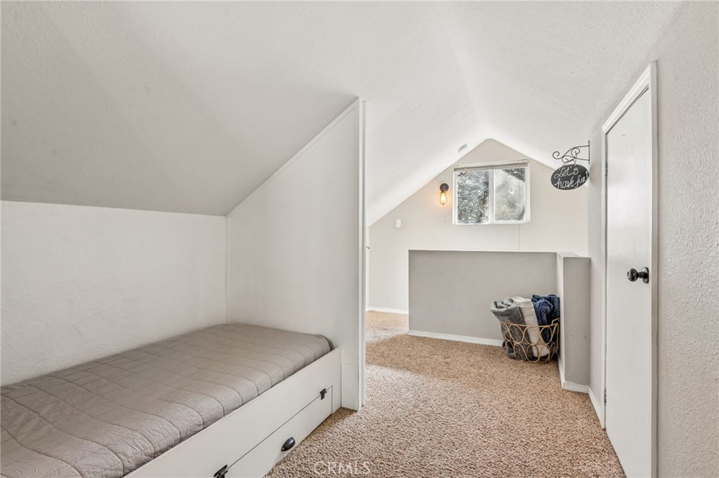 513 E Meadow Lane Property Photo 20