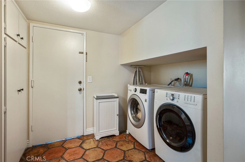 850 Coastline Drive Property Photo 37