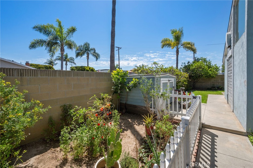 850 Coastline Drive Property Photo 42