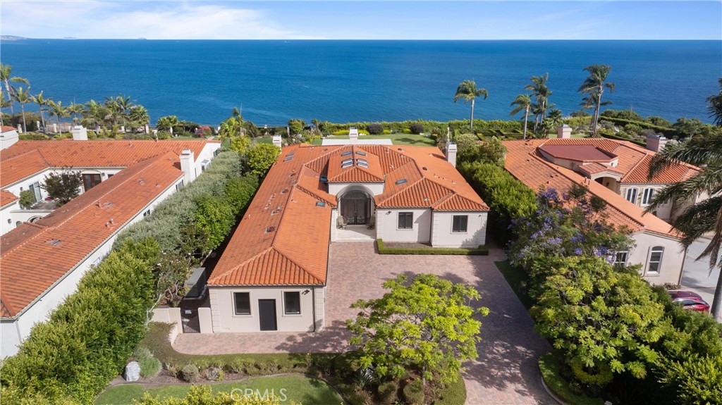 6580 Sea Cove Property Photo